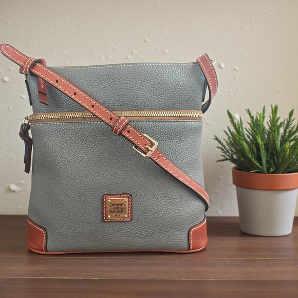 Dooney & Bourke Handbags - DOONEY & BOURKE Pebble Grain Crossbody Bag